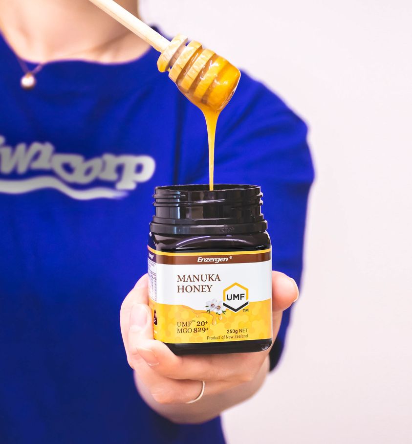 Product image of Manuka Honey UMF® 20+ from KiwiCorp – high-grade antibacterial New Zealand honey for daily wellness.